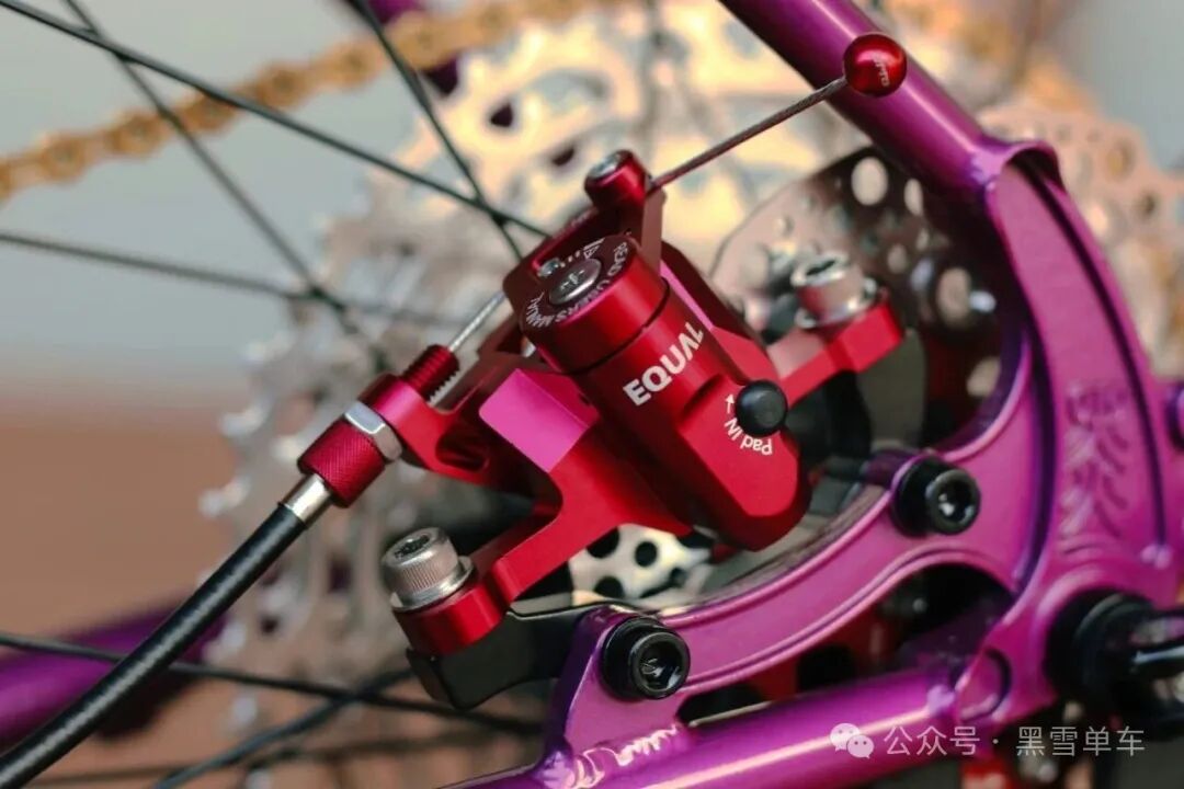 Detail of Pangaea frame tubing and welds