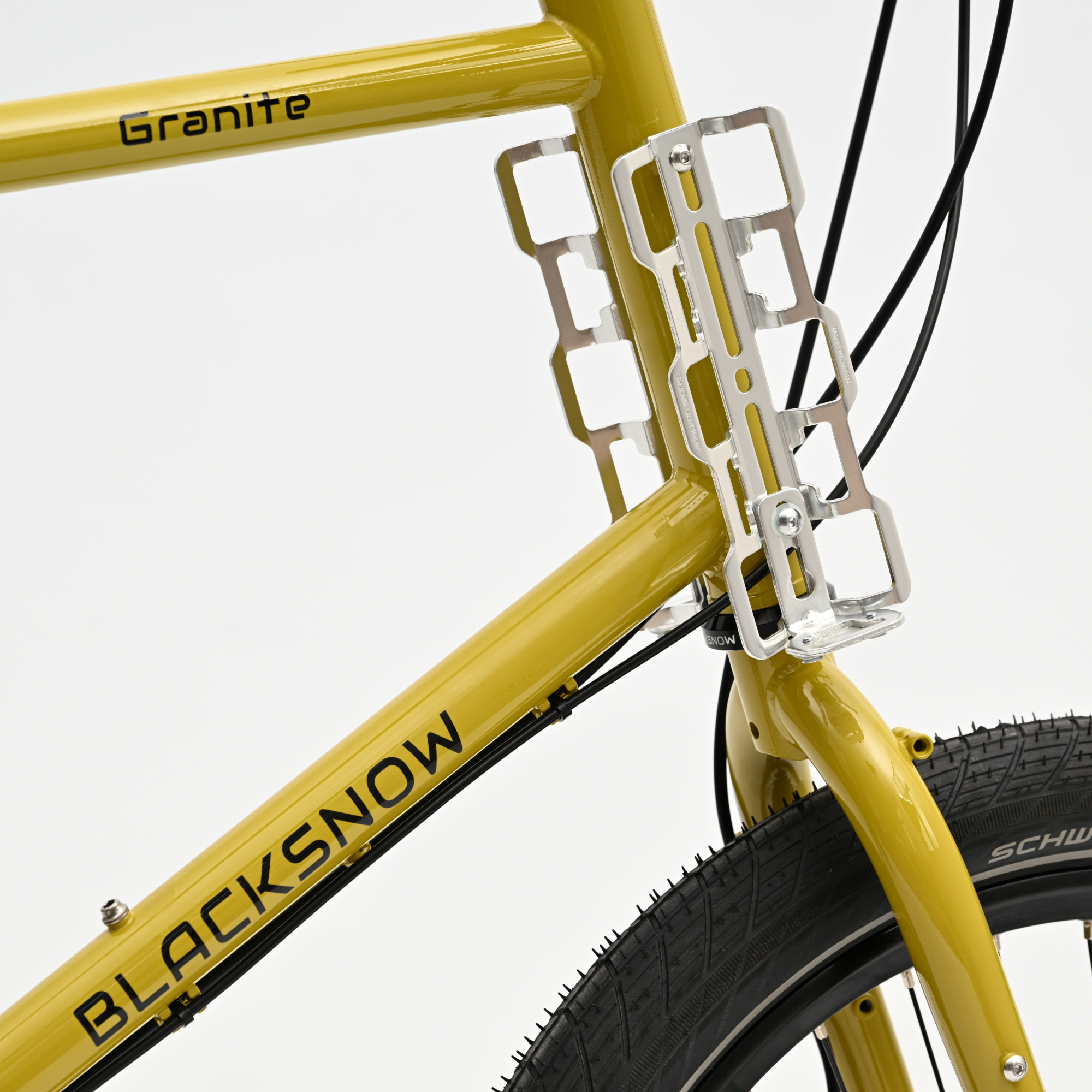 Front rack compatibility with various pannier systems