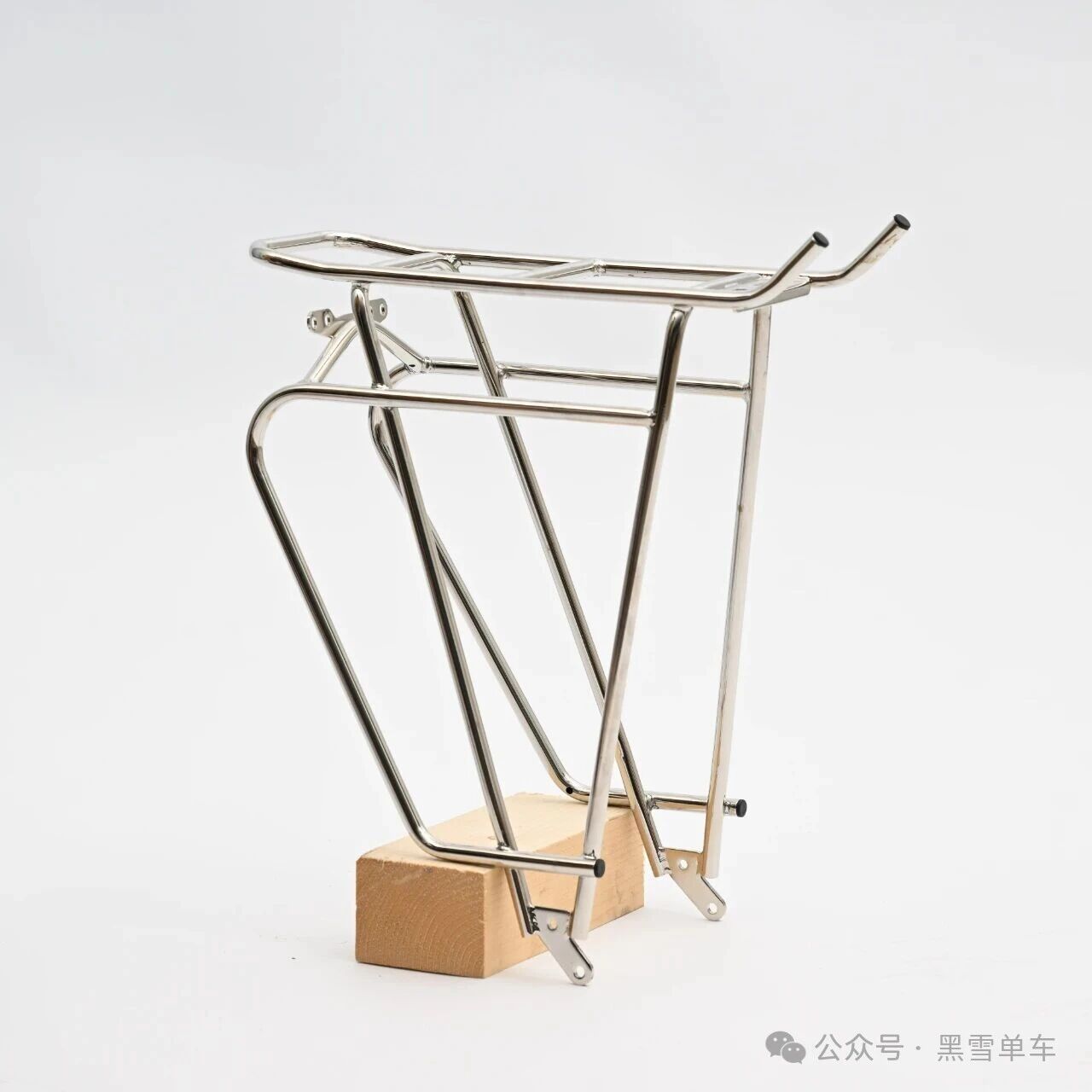 BlackSnow RC01 rear rack &ndash; front view