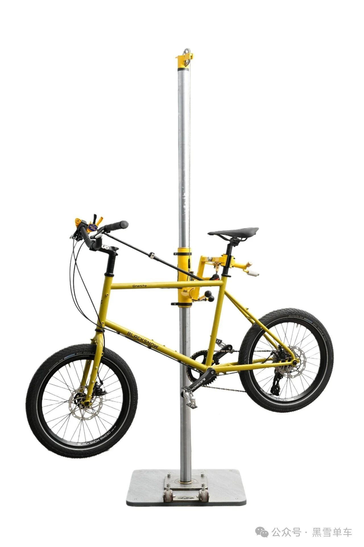 Full view of Float 3D workstation in workshop